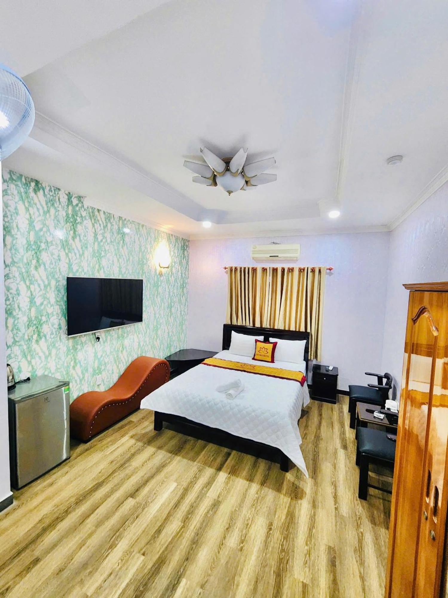 Hotel Khach San Sao Mai Ciudad Ho Chi Minh  Exterior foto